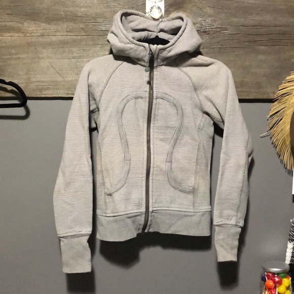 lululemon athletica Tops - Lululemon scuba hoodie